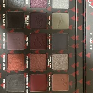 Chucky X Glamlite “crazy In Love” Palette